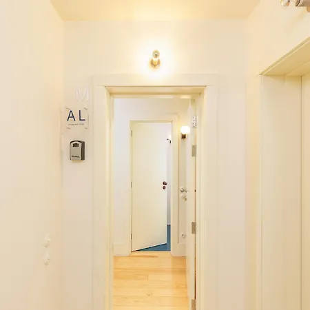 Urban With Balcony In *